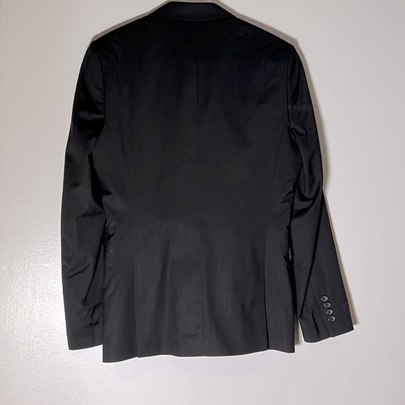 H&M suit - Picture 2 of 3